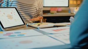 Operador 3PL optimizando envíos para Ecommerce. estrategia de marketing de un Ecommerce